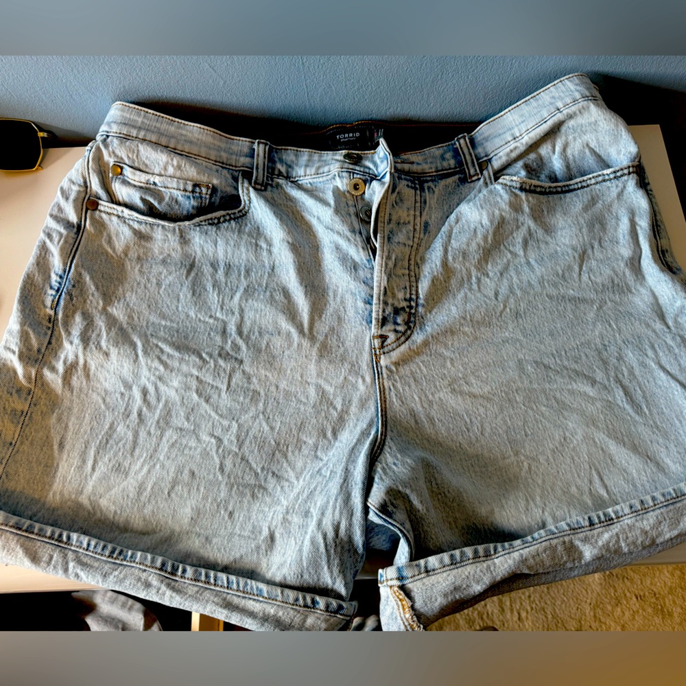 torrid denim shorts